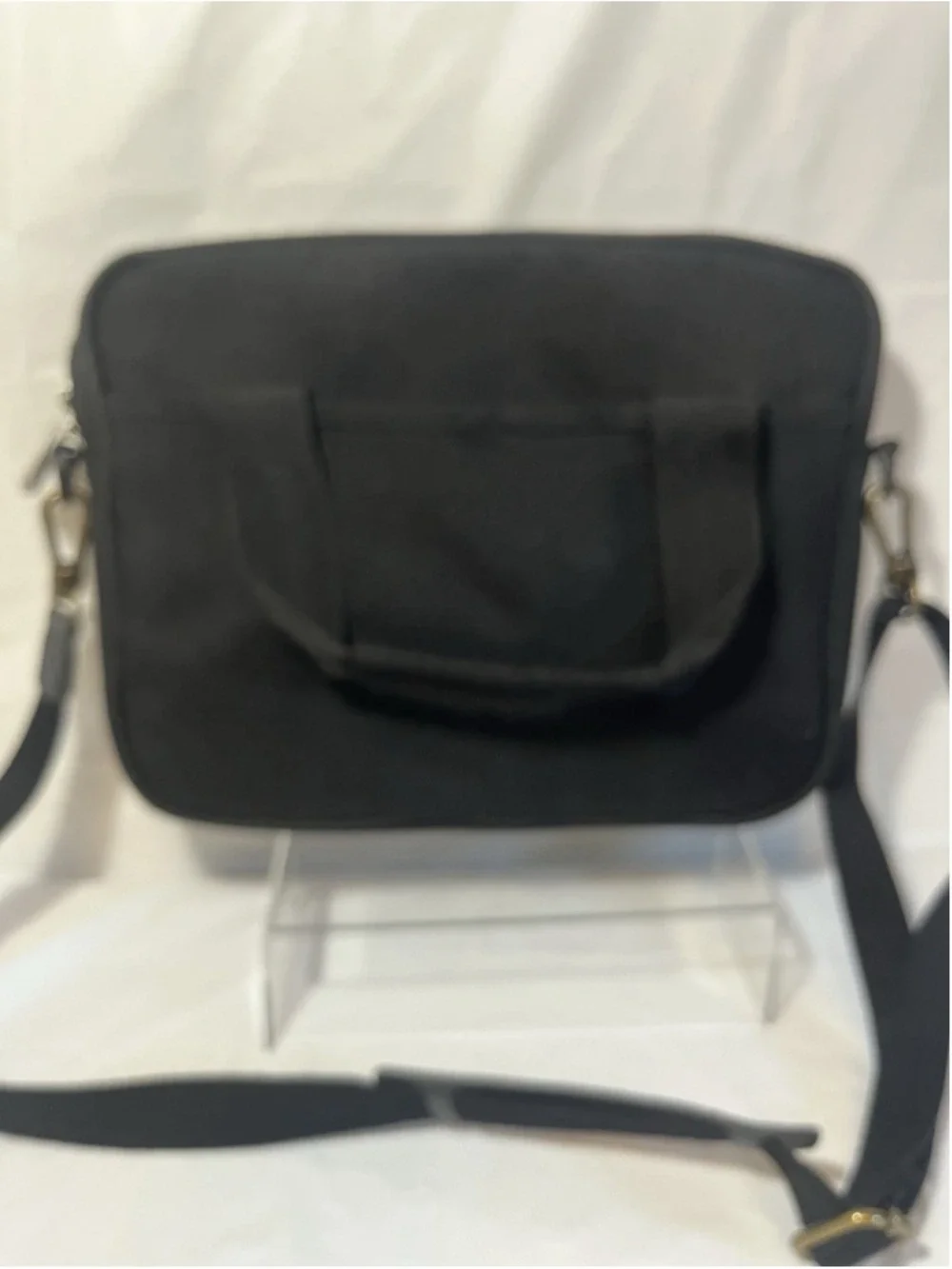 SwissGear Black small tech Messenger Bag Crossbody